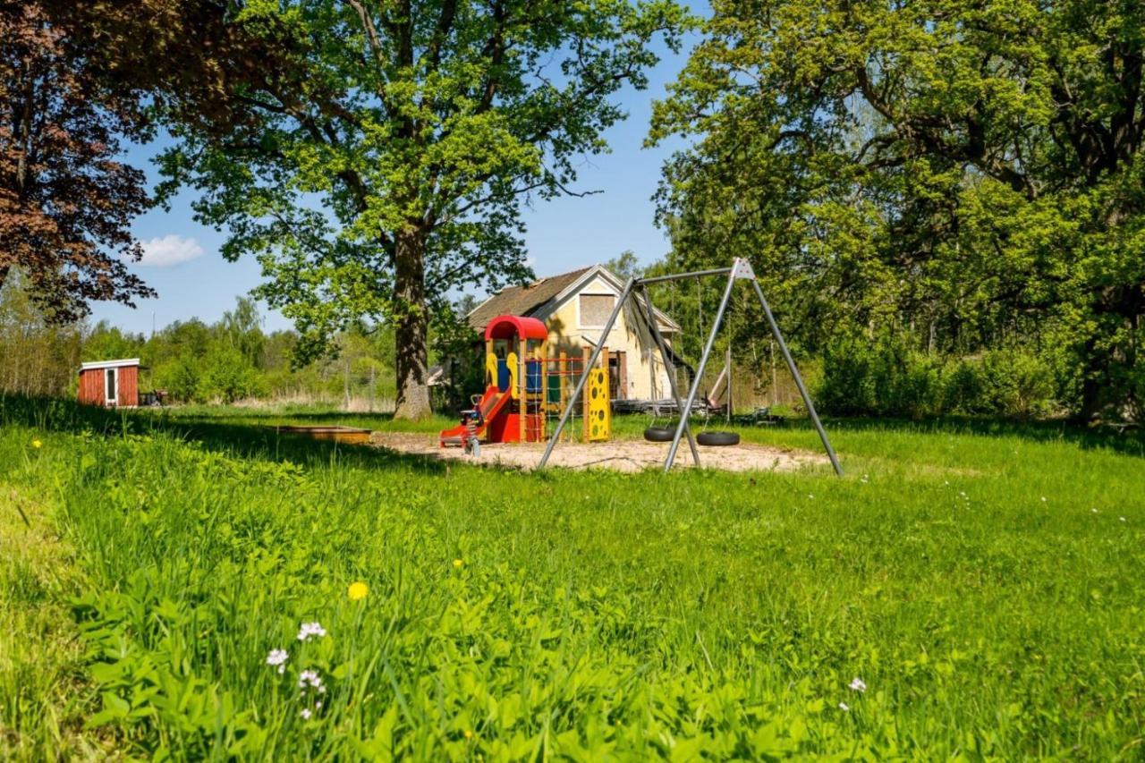Hotell Hof Еребру Екстер'єр фото