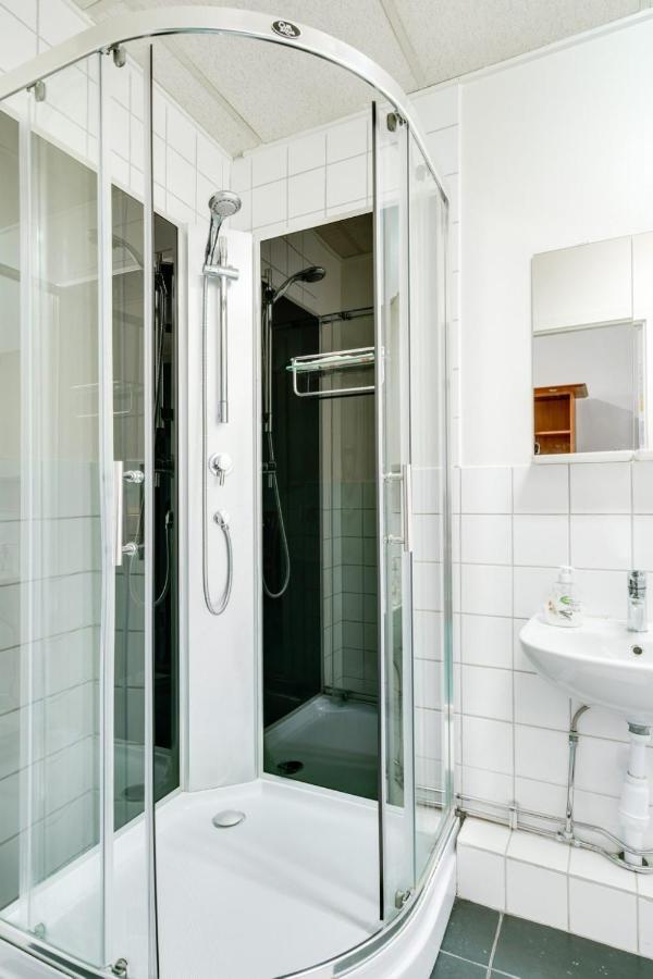 Hotell Hof Еребру Екстер'єр фото